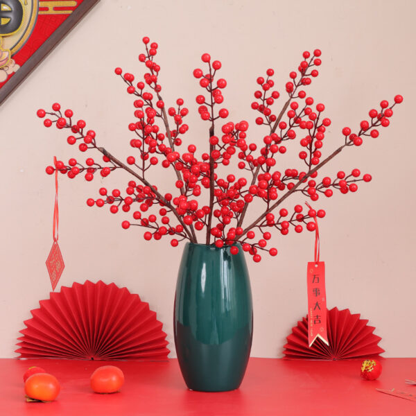 Rustic Artificial Berries for DIY Floral Arrangements and Holiday Decor