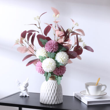  Elegant artificial eucalyptus and chrysanthemum bouquet for table decoration